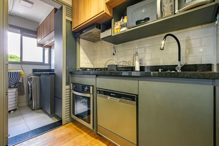 Apartamento à venda com 60m², 2 quartos e 1 vagaSala/Cozinha