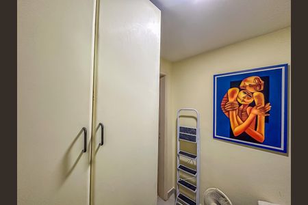 Apartamento para alugar com 100m², 3 quartos e 2 vagasBanheiro de Serviço