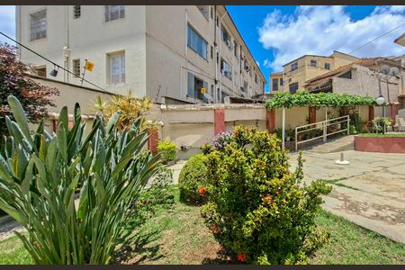 Casa à venda com 300m², 6 quartos e 1 vagaQuintal