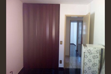 Casa à venda com 3 quartos, 180m² em Jardim Jussara, São Paulo