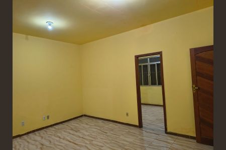 Casa à venda com 80m², 3 quartos e 3 vagasSala