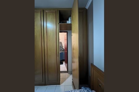 Casa à venda com 200m², 3 quartos e 2 vagas Casa à venda com 200m², 3 quartos e 2 vagasQuarto