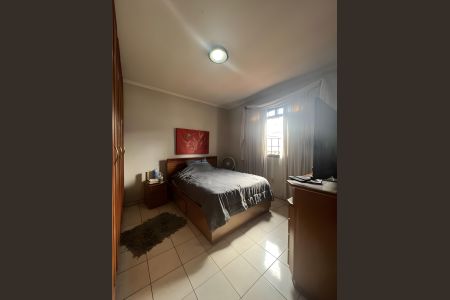 Quarto de casa à venda com 3 quartos, 200m² em Fundação, São Caetano do Sul