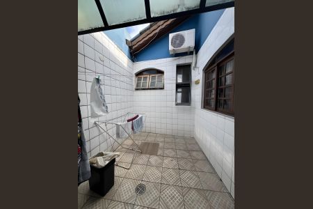 Lavanderia de casa à venda com 3 quartos, 200m² em Fundação, São Caetano do Sul