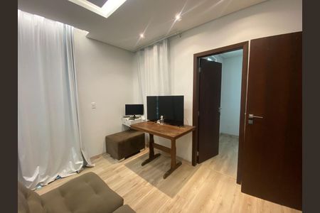 Casa para alugar com 2500m², 5 quartos e 8 vagasQuarto 2