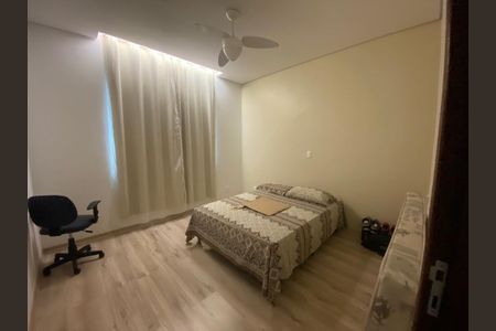 Casa para alugar com 2500m², 5 quartos e 8 vagasQuarto 1