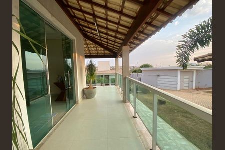 Casa para alugar com 2500m², 5 quartos e 8 vagasVaranda