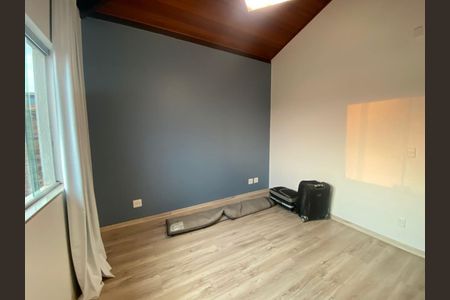 Casa para alugar com 2500m², 5 quartos e 8 vagasQuarto 4