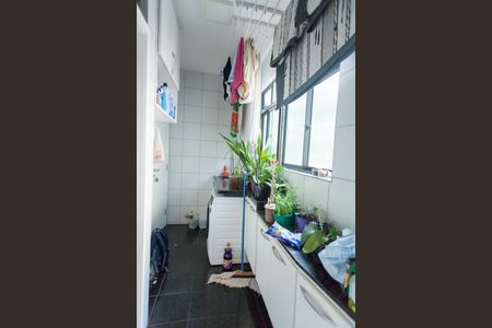 Apartamento à venda com 195m², 4 quartos e 3 vagas Apartamento à venda com 195m², 4 quartos e 3 vagasÁrea de Serviço