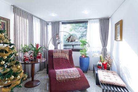 Apartamento à venda com 195m², 4 quartos e 3 vagas Apartamento à venda com 195m², 4 quartos e 3 vagassala