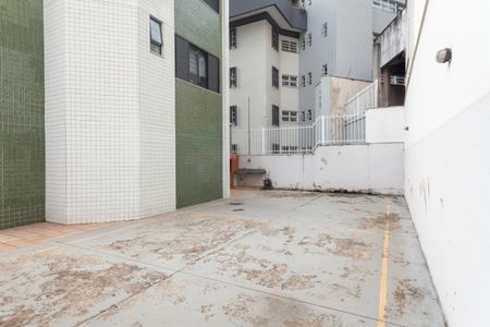 Apartamento à venda com 195m², 4 quartos e 3 vagas Apartamento à venda com 195m², 4 quartos e 3 vagasQuadra Esportiva