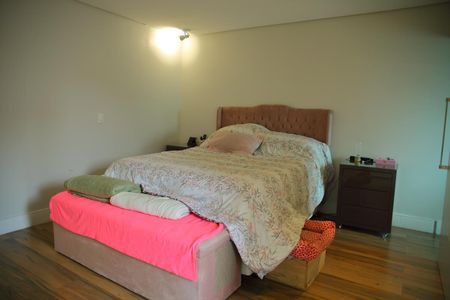 Casa à venda com 169m², 3 quartos e 1 vagaSuíte 1 