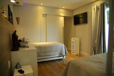 Casa à venda com 169m², 3 quartos e 1 vagaSuíte 2 