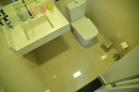 Casa à venda com 169m², 3 quartos e 1 vagaBanheiro de serviço