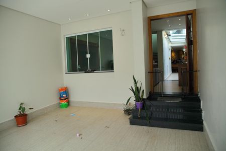 Casa à venda com 169m², 3 quartos e 1 vagaGaragem 