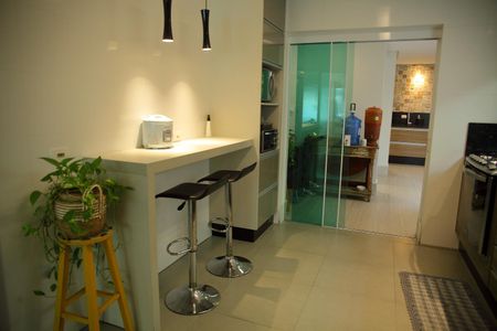 Casa à venda com 169m², 3 quartos e 1 vagaCozinha 