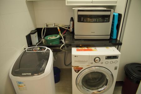 Casa à venda com 169m², 3 quartos e 1 vagaÁrea de Serviço