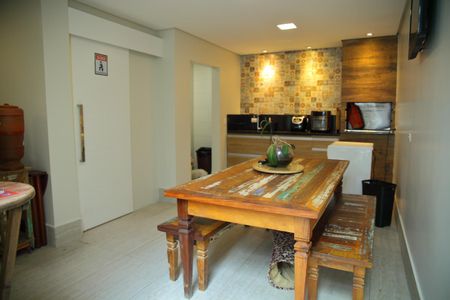 Casa à venda com 169m², 3 quartos e 1 vagaÁrea de convivência 