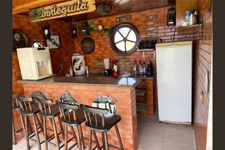 Apartamento à venda com 167m², 5 quartos e 2 vagas