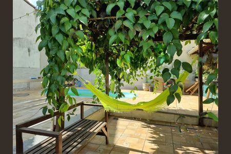 Casa à venda com 262m², 5 quartos e 4 vagas