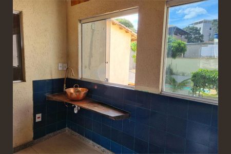 Casa à venda com 262m², 5 quartos e 4 vagas