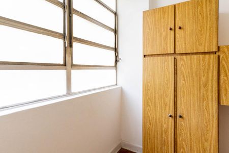 Apartamento à venda com 125m², 2 quartos e 1 vaga Apartamento à venda com 125m², 2 quartos e 1 vagaQuarto de Serviço