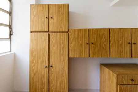 Apartamento à venda com 125m², 2 quartos e 1 vaga Apartamento à venda com 125m², 2 quartos e 1 vagaQuarto de Serviço