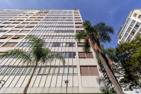 Apartamento à venda com 125m², 2 quartos e 1 vaga Apartamento à venda com 125m², 2 quartos e 1 vagaFachada