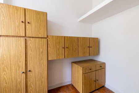 Apartamento à venda com 125m², 2 quartos e 1 vaga Apartamento à venda com 125m², 2 quartos e 1 vagaQuarto de Serviço