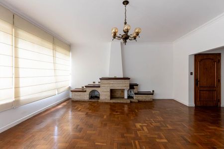 Apartamento à venda com 125m², 2 quartos e 1 vaga Apartamento à venda com 125m², 2 quartos e 1 vagaSala