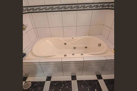 Casa para alugar com 307m², 3 quartos e 3 vagas