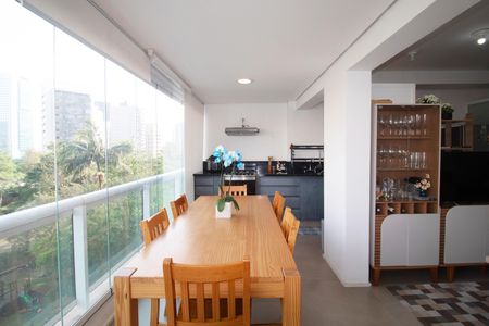 Apartamento à venda com 2 quartos, 72m² em Pinheiros, São Paulo