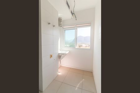 Apartamento à venda com 82m², 3 quartos e 2 vagas Apartamento à venda com 82m², 3 quartos e 2 vagasLavanderia