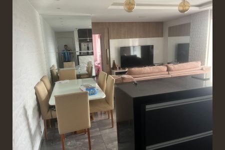 Sala de apartamento para alugar com 2 quartos, 75m² em Vila Endres, Guarulhos
