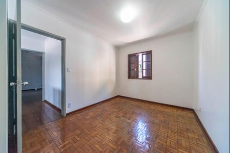 Casa à venda com 165m², 3 quartos e 2 vagas Casa à venda com 165m², 3 quartos e 2 vagasQuarto 1