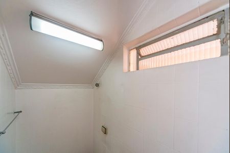 Casa à venda com 165m², 3 quartos e 2 vagas Casa à venda com 165m², 3 quartos e 2 vagasLavabo