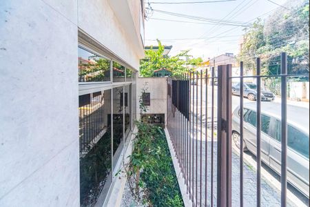 Casa à venda com 165m², 3 quartos e 2 vagas Casa à venda com 165m², 3 quartos e 2 vagasJardim