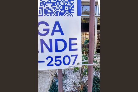 Placa Instalada na Fachada de casa para alugar com 3 quartos, 165m² em Vila Santa Teresa, Santo André