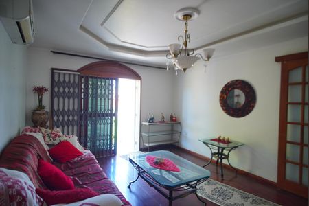 Casa à venda com 502m², 6 quartos e 6 vagasCasa 2 - Sala de Estar