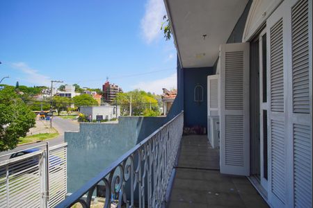 Varanda de casa à venda com 6 quartos, 502m² em Chácara das Pedras, Porto Alegre