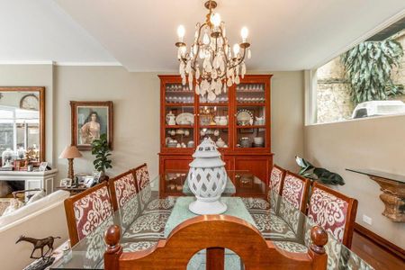 Casa à venda com 3 quartos, 390m² em Jardim Viana, São Paulo