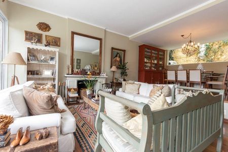 Casa à venda com 3 quartos, 390m² em Jardim Viana, São Paulo