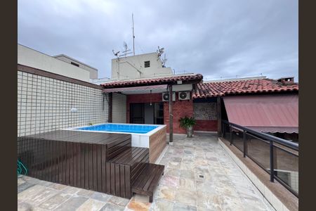 Apartamento para alugar com 220m², 4 quartos e 2 vagas Apartamento para alugar com 220m², 4 quartos e 2 vagasTerraço