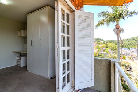 Casa de condomínio para alugar com 300m², 3 quartos e 2 vagas Casa de condomínio para alugar com 300m², 3 quartos e 2 vagasVaranda Quarto 1