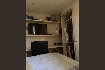 Apartamento à venda com 169m², 4 quartos e 3 vagasQuarto 