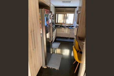 Apartamento à venda com 169m², 4 quartos e 3 vagasCozinha