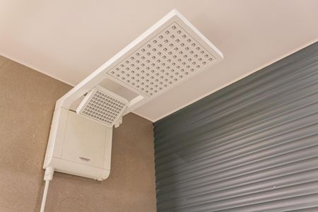 Studio para alugar com 26m², 1 quarto e sem vaga Studio para alugar com 26m², 1 quarto e sem vagaBanheiro Social