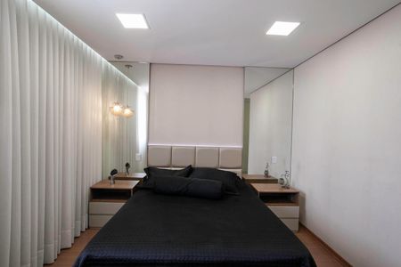 Apartamento à venda com 158m², 4 quartos e 3 vagasSuíte 2