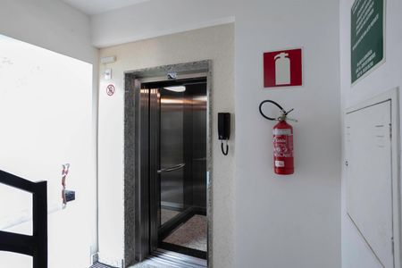 Apartamento à venda com 158m², 4 quartos e 3 vagasEntrada