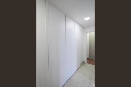Apartamento à venda com 158m², 4 quartos e 3 vagasCorredor